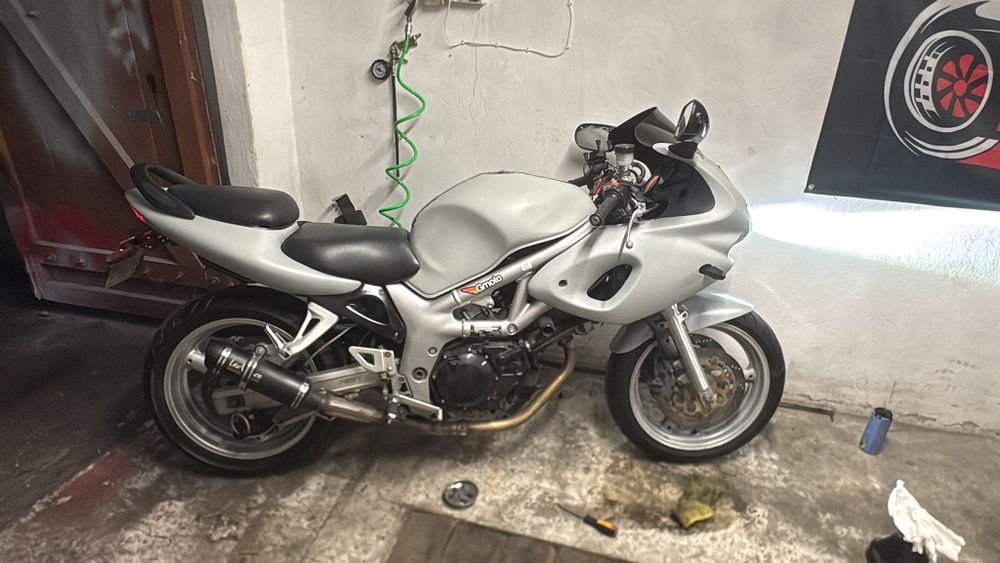 Suzuki sv650s 2002r