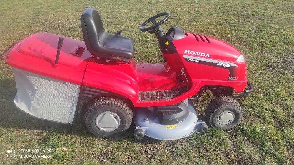 Kosiarka traktorek HONDA 2620