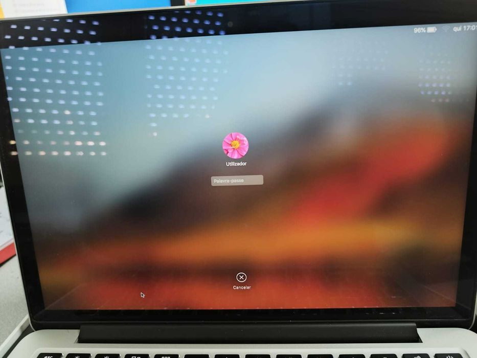 MacBook Proc 13" de 201564729960881283124