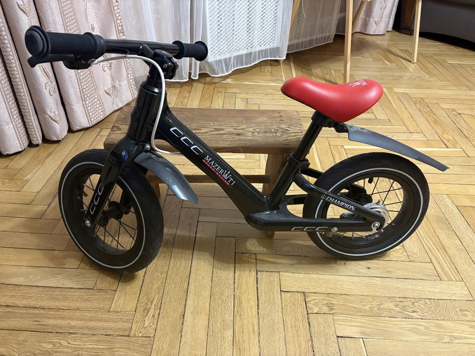 Біговел дитячий MAZERATI новий