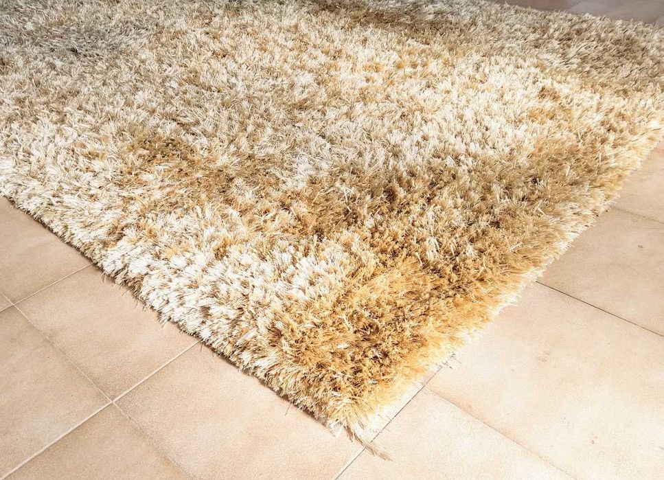 Carpete tapete 3x2 dourada poliéster 100% Made in Índia