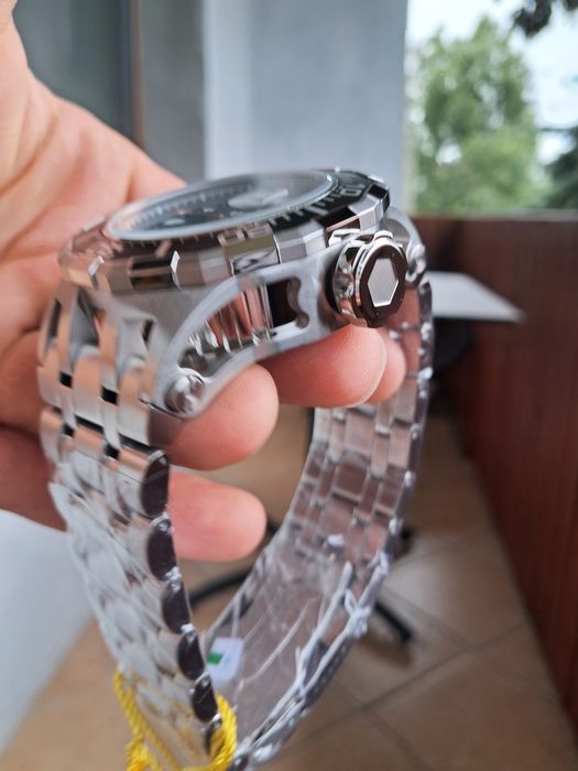 Invicta Venom Oryginal.