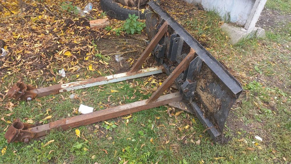 Продам трактор Т25