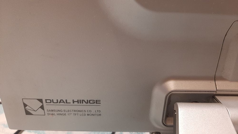 Монітор Samsung TFT