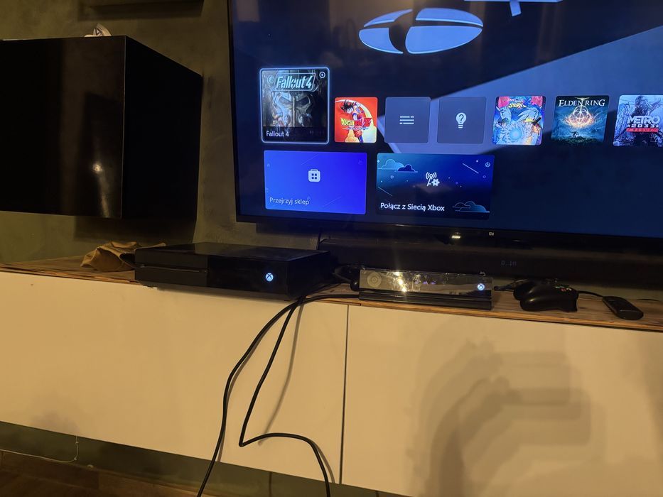 Xbox one +kinekt+pad+10 gier OKAZJA !