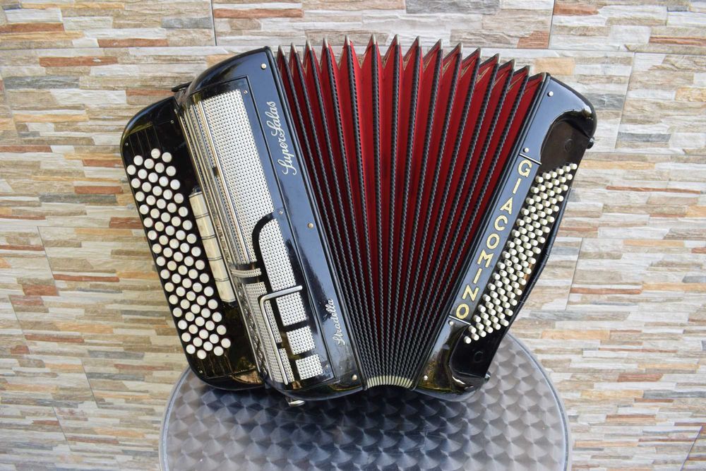Acordeao Stradella Super Salas 3 voyz Cassoto  VOZ
