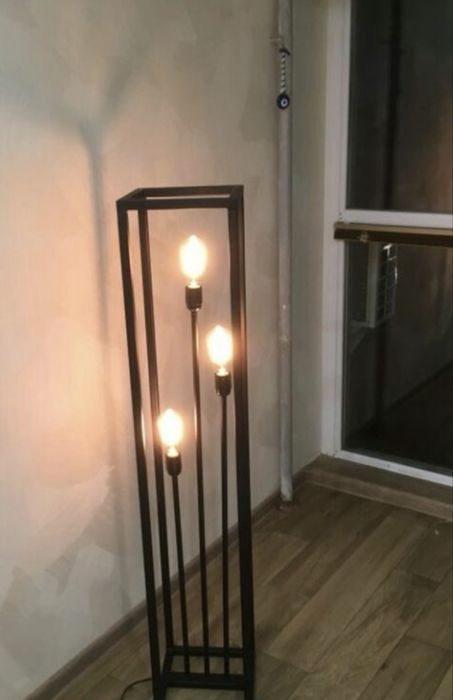 Напольный лофт светильник