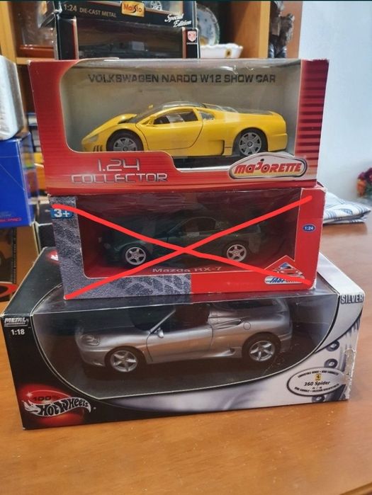 Carros de coleção (Burago, Maisto e etc)