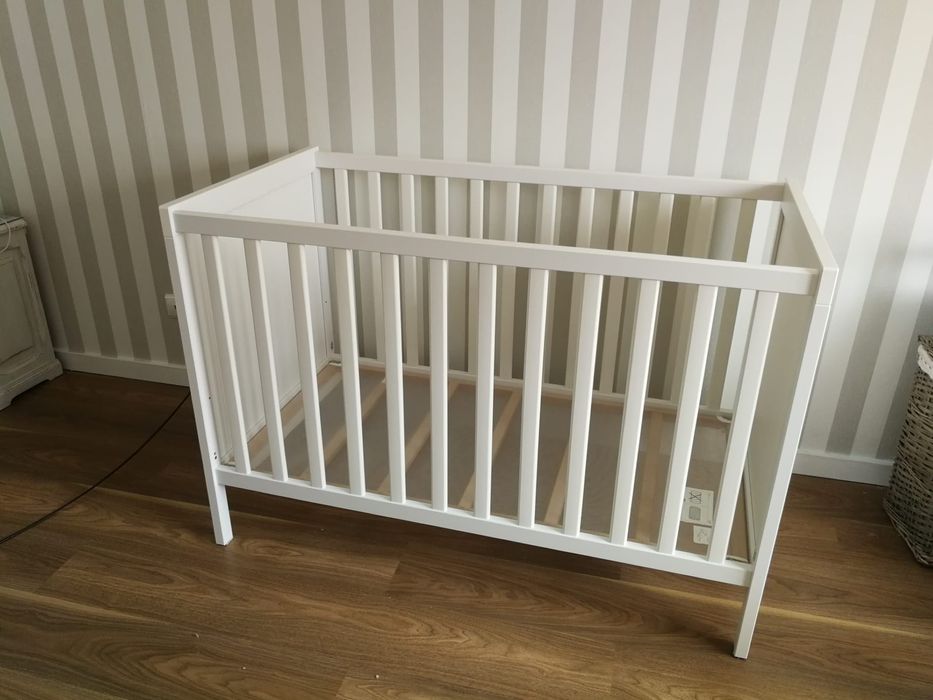 Berço + colchão bebe Branco Ikea