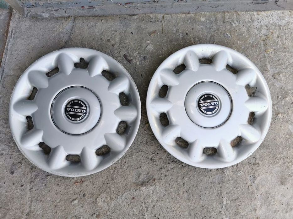 Volvo 850 S40 V40 Kołpaki 15" 2 szt