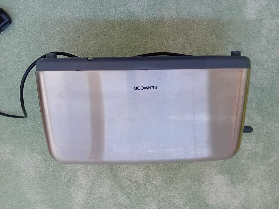 Torradeira Kenwood 1500 W e 2 Fendas Longas - Aço Inox Escovado