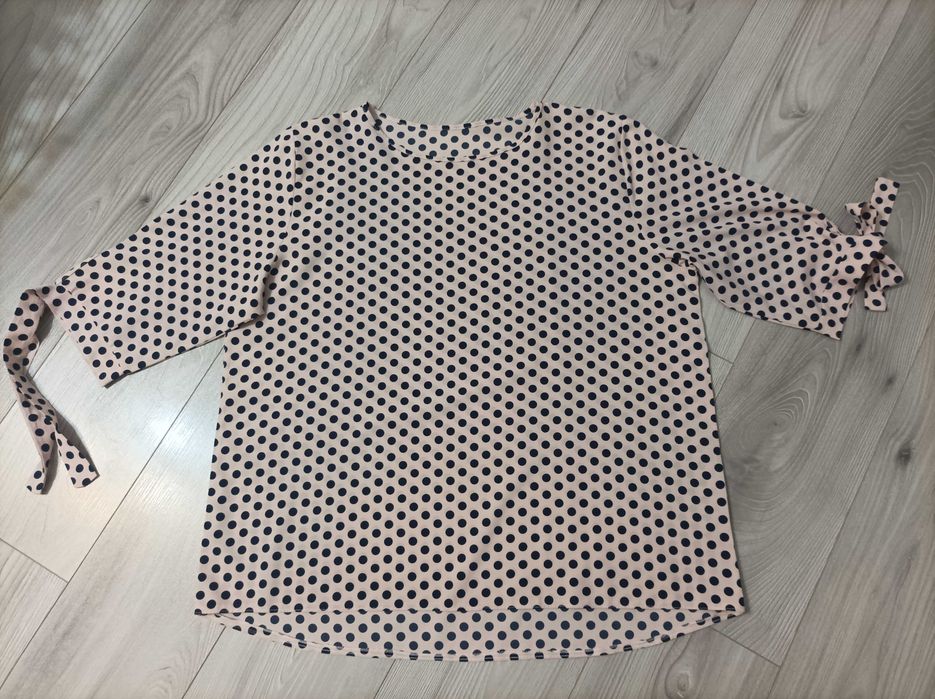 Elegancka bluzka z rękawem 3/4 w rozmiarze 46