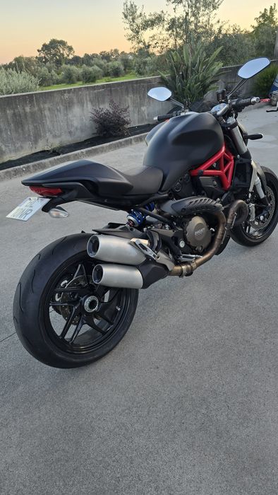 Ducati Monster 1200