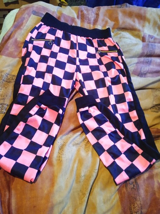 Продам джинси, штани в ідеальному стані