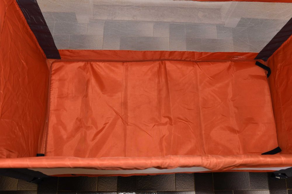 Cama de Viagem/ ou fixa para bebé, criança