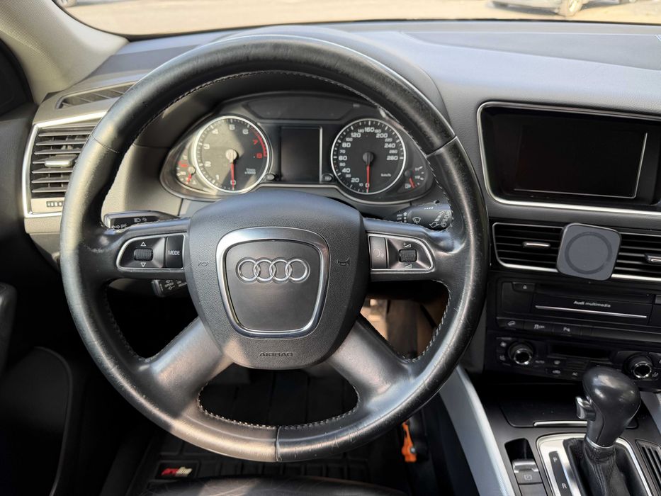 Audi Q5 2.0 TFSI Quattro S line  2010