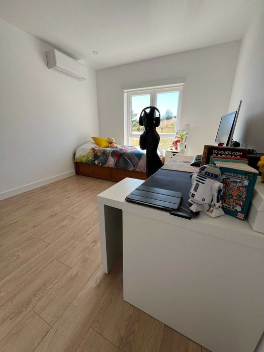 Apartamento T3 SEMI-Novo – Loteamento Frei Miguel, Constância