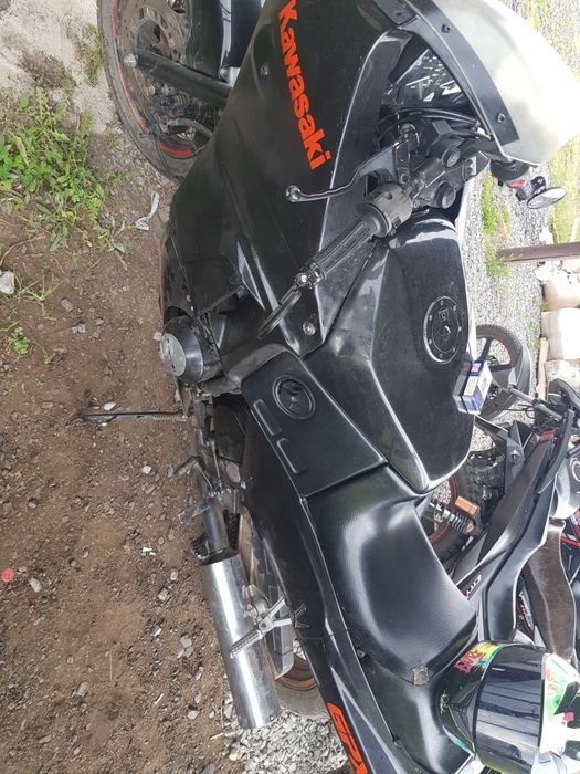 Kawasaki gpx 600r