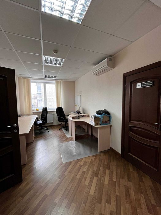 Оренда офісу 300 м² у центрі Житомира | без комісії