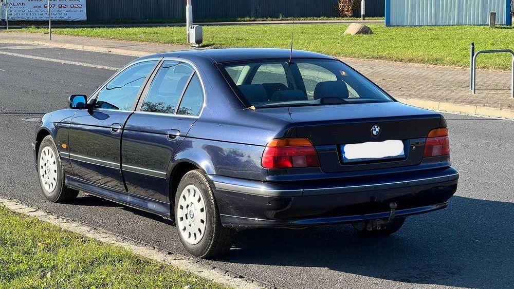 BMW E39 • 2000 • Automat • 2.5d