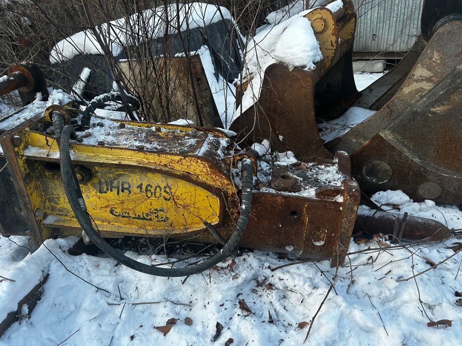 DHB 160S  Młot hydrauliczny DHB 160S