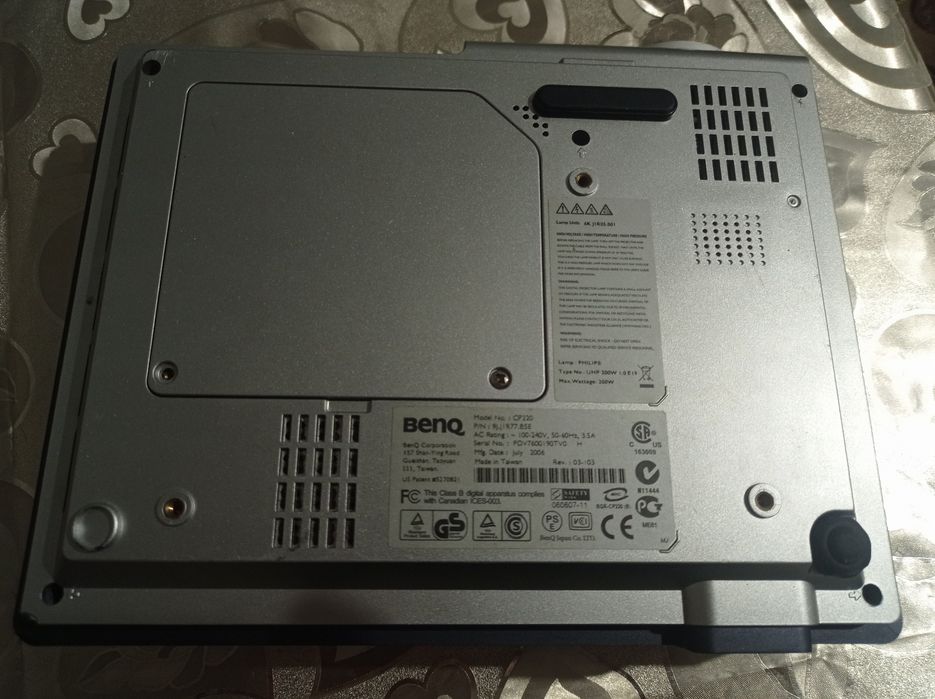 Проектор BenQ CP220