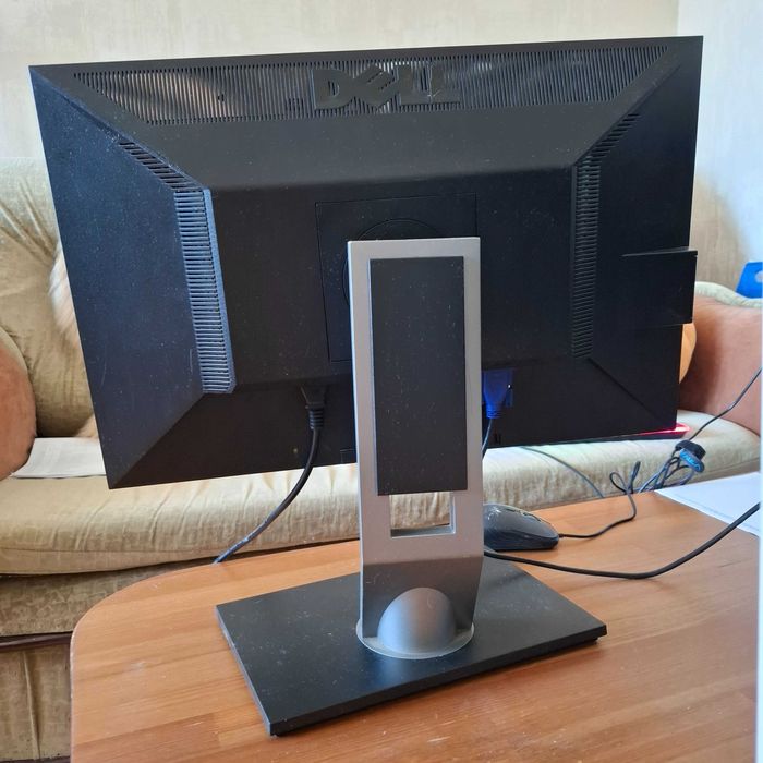 Монітор Dell P2210 22"