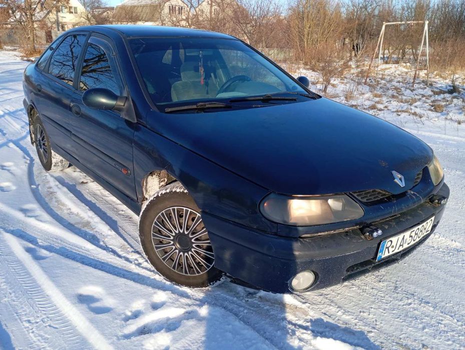 Розбірка Renault Laguna 1 великий вибір запчастин, оригінал