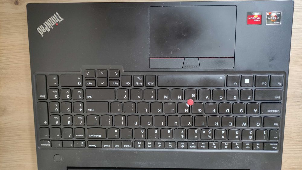 Świetny laptop Lenovo Thinkpad E16 Gen1 - 16GB ram, 512GB dysk, RYZEN5