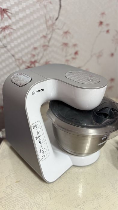 Кухонний комбайн Bosch MUM54251/02