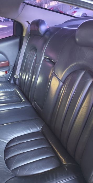 Продам  Chrysler 300M