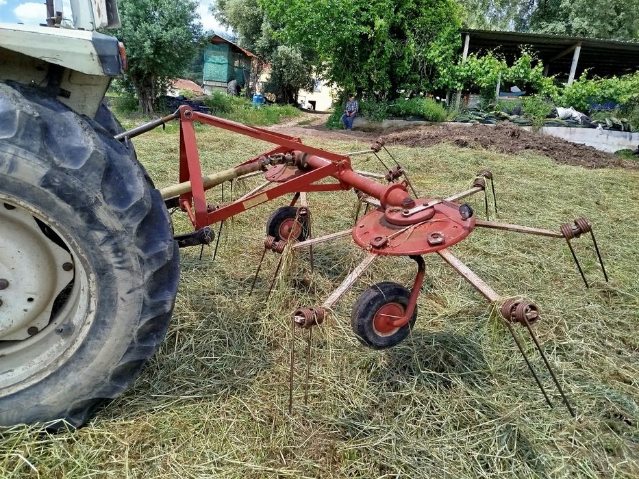 Vira Feno Kuhn 2,40mt