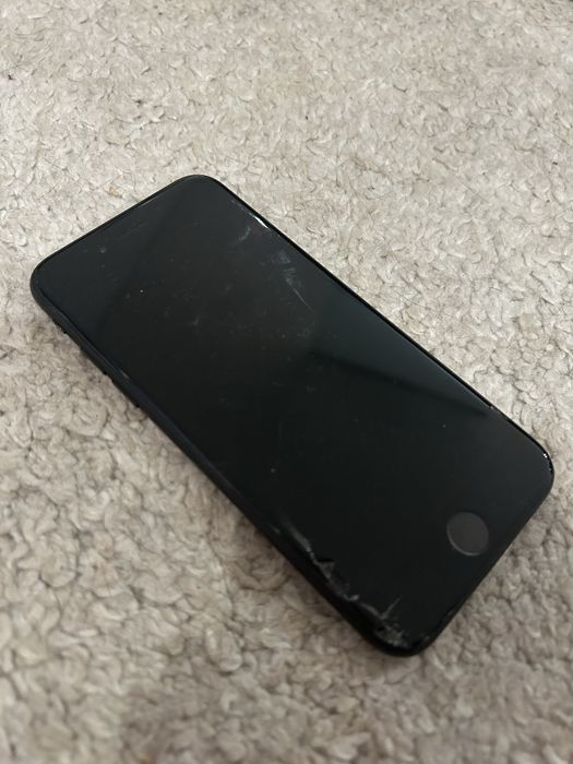 Iphone se 2020 preto 64gb