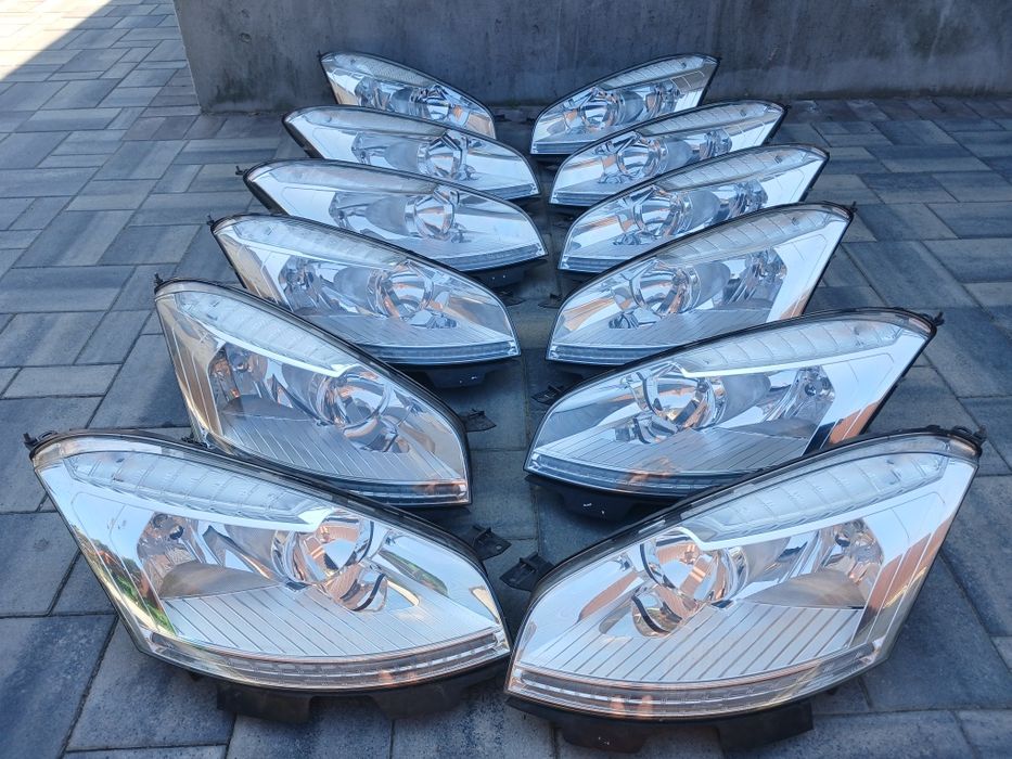 Фара,фари на Сітроен Ц 4 Пікассо, Citroën C 4 .
