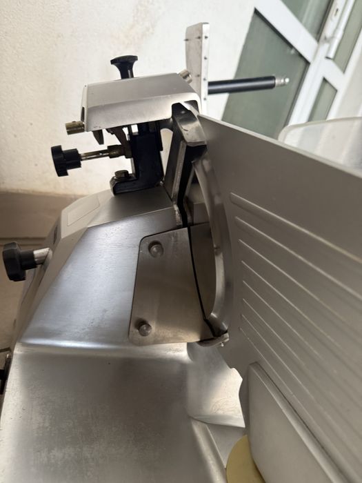 Слайсер Професійний з Підточкою Леза Німеччина