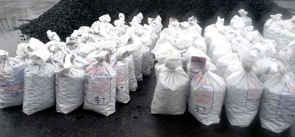 Вугілля брикети пелети надійність для щоденного опалення