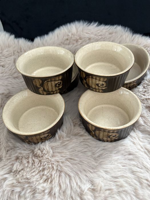 Zestaw 6 brązowych foremek DENBY BAKEWELL