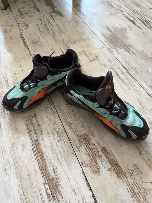 Sprzedam oryginalne buty sportowe PUMA CELL Thrill.