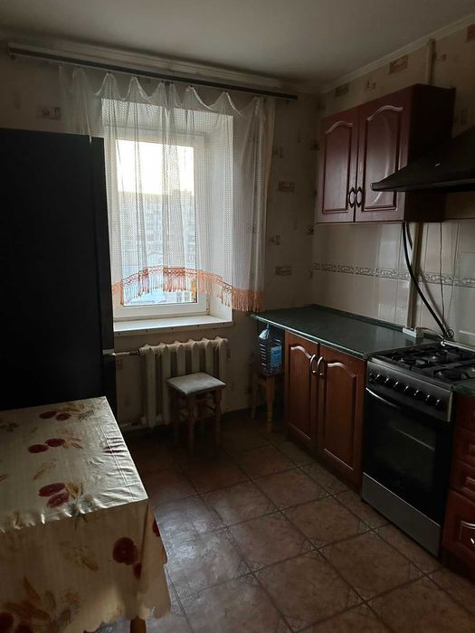 здам 2 квартиру  на Ширшова