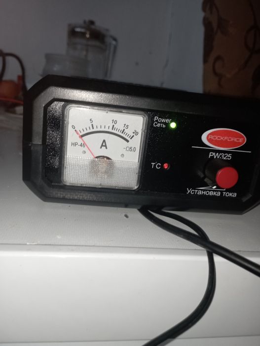 Зарядний пристрій від 0 до 18 ампер