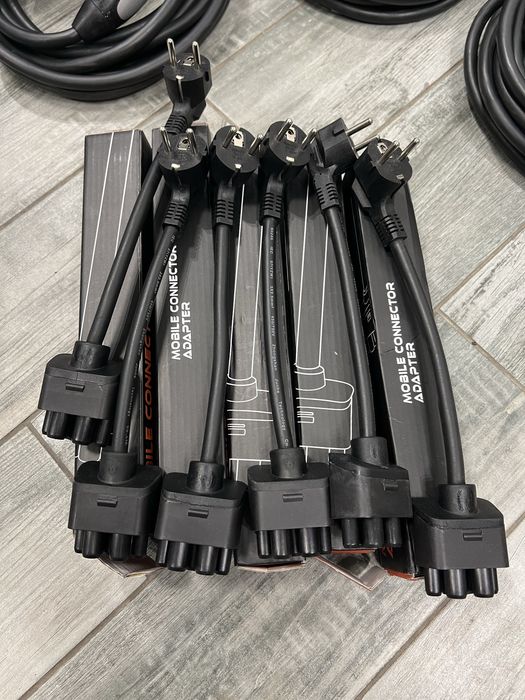 Перехідник для зарядки Тесла (хвіст) 16A для Tesla Gen 2/Gen 3