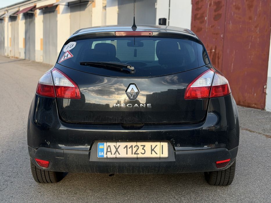 Продам автомобіль Renault Megan 3 2011 року