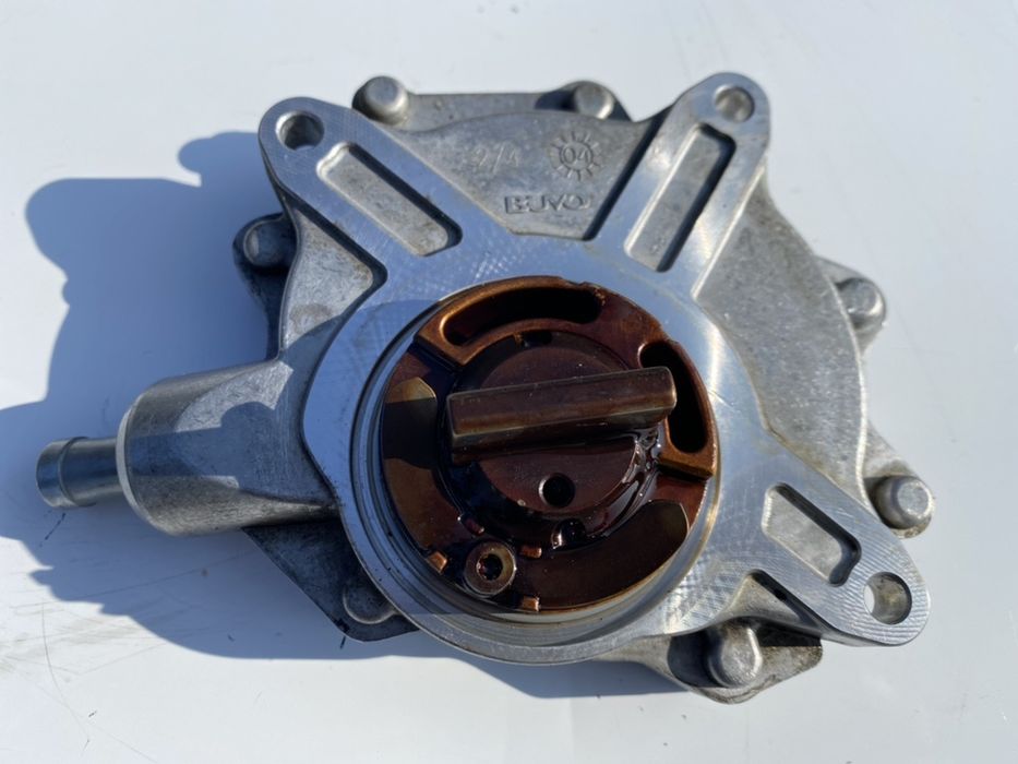 Вакуумный насос тормозов BMW E46 N42 LUK N46 Бензин 7542498 БМВ Е46