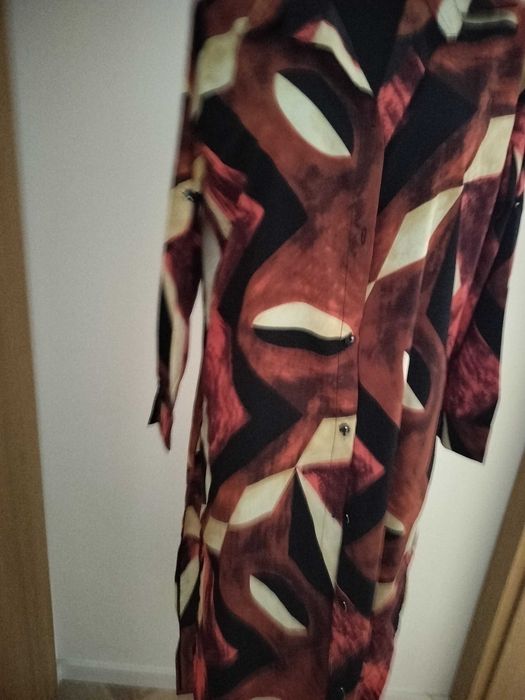 Mega długa bluzka damska 44 delikatna zwiewna lejąca narzutka 2XL płaszcz maxi