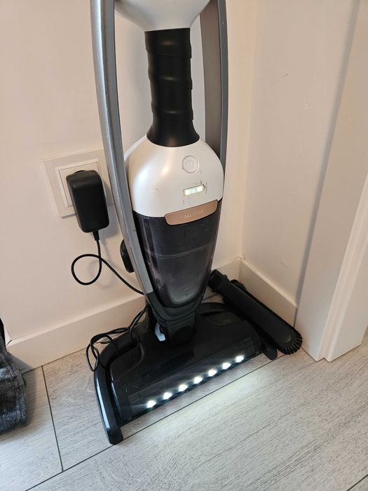 Ładowarka stacja ładująca Elektrolux PureQ9