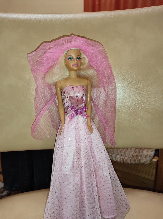 Продам ляльку Барбі