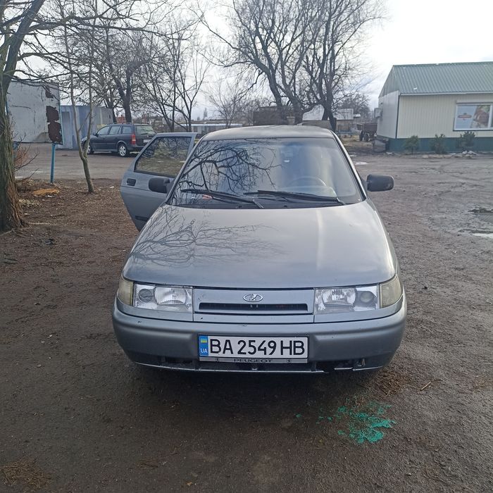 LADA 2110 газ-бензин