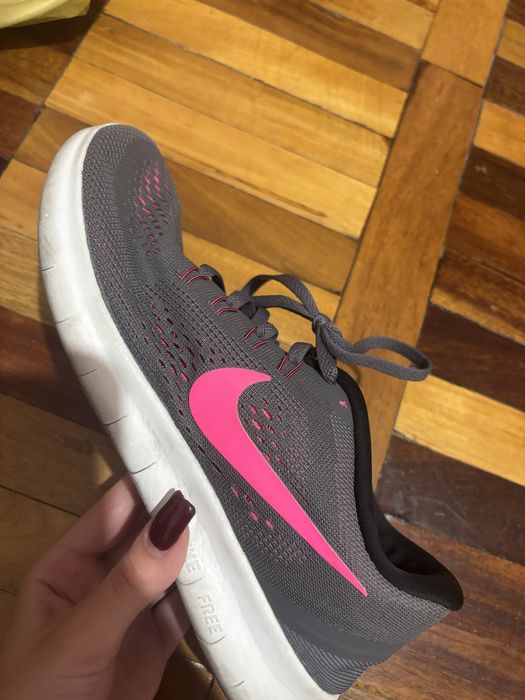 Кросівки nike сірі