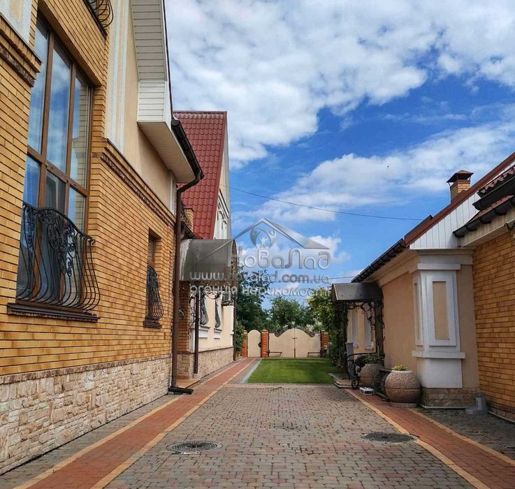 Будинок добротний просторий   Петропавлівське 15 хвилин  Київ 407м2 DI
