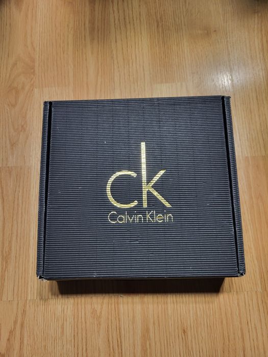 Sprzedam zestaw Calvin Klein